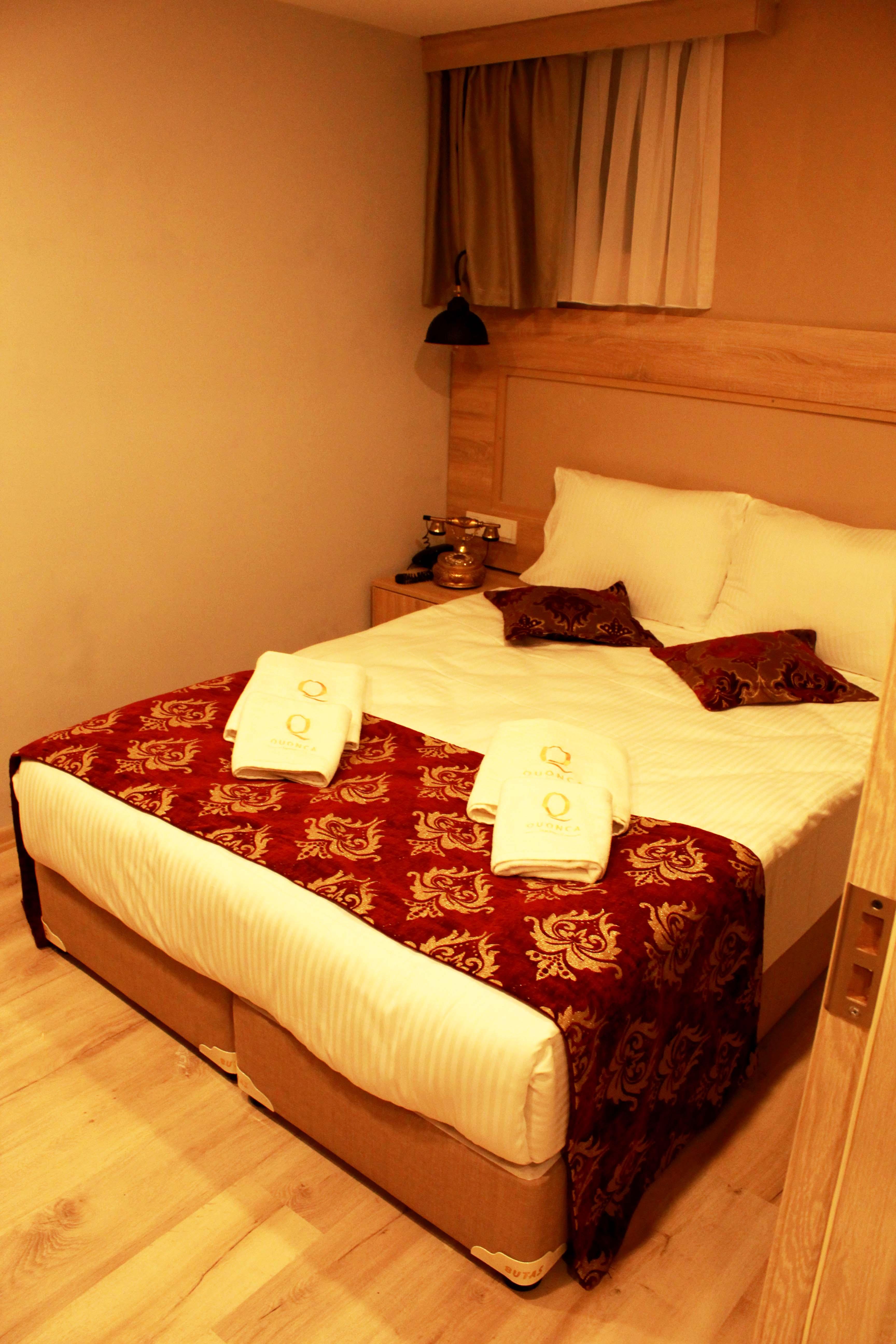 The Reina Hotel Истанбул Екстериор снимка