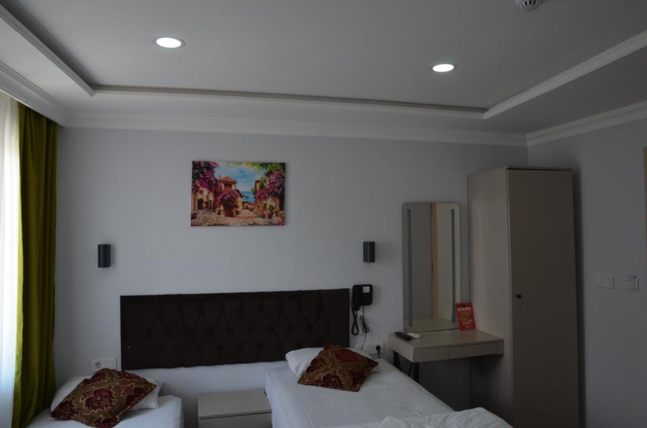 The Reina Hotel Истанбул Екстериор снимка