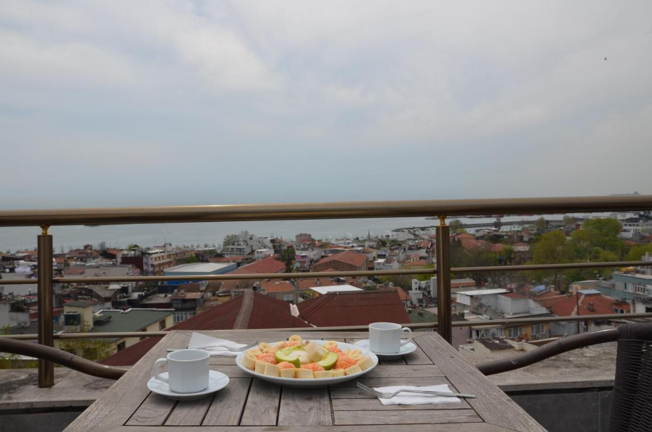 The Reina Hotel Истанбул Екстериор снимка